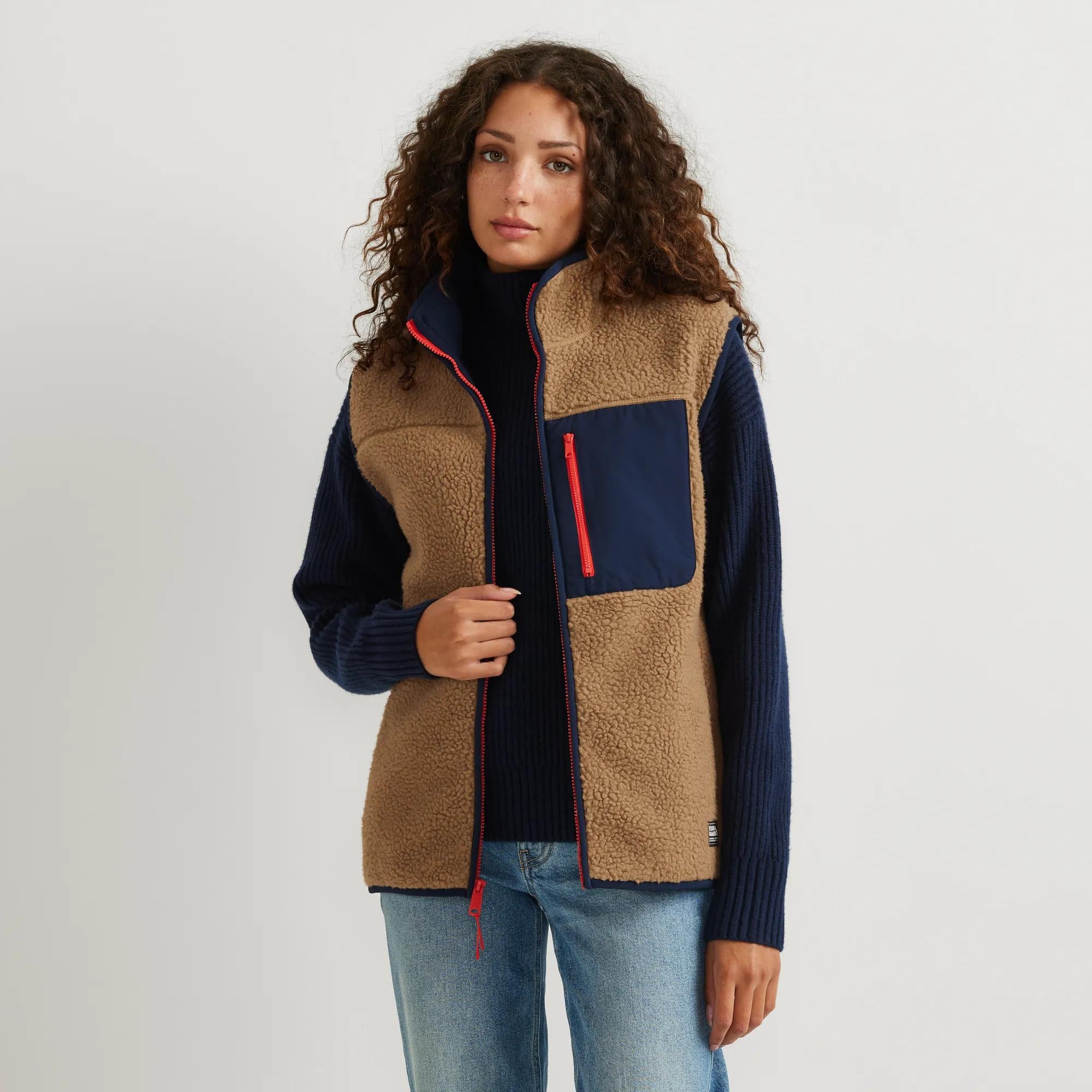 ジャケット・アウター Dahlia Gilet /CAVORI Eddie Bauer Women's Chilali Vest