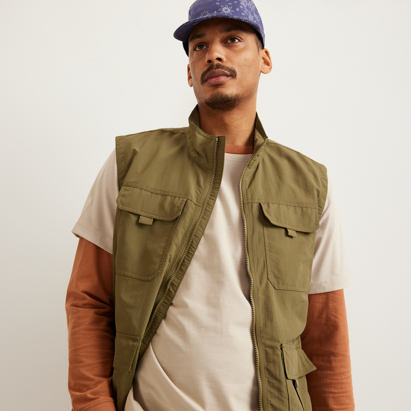 Men's Adventurer Hiking Vest-Alder-Regular-T5