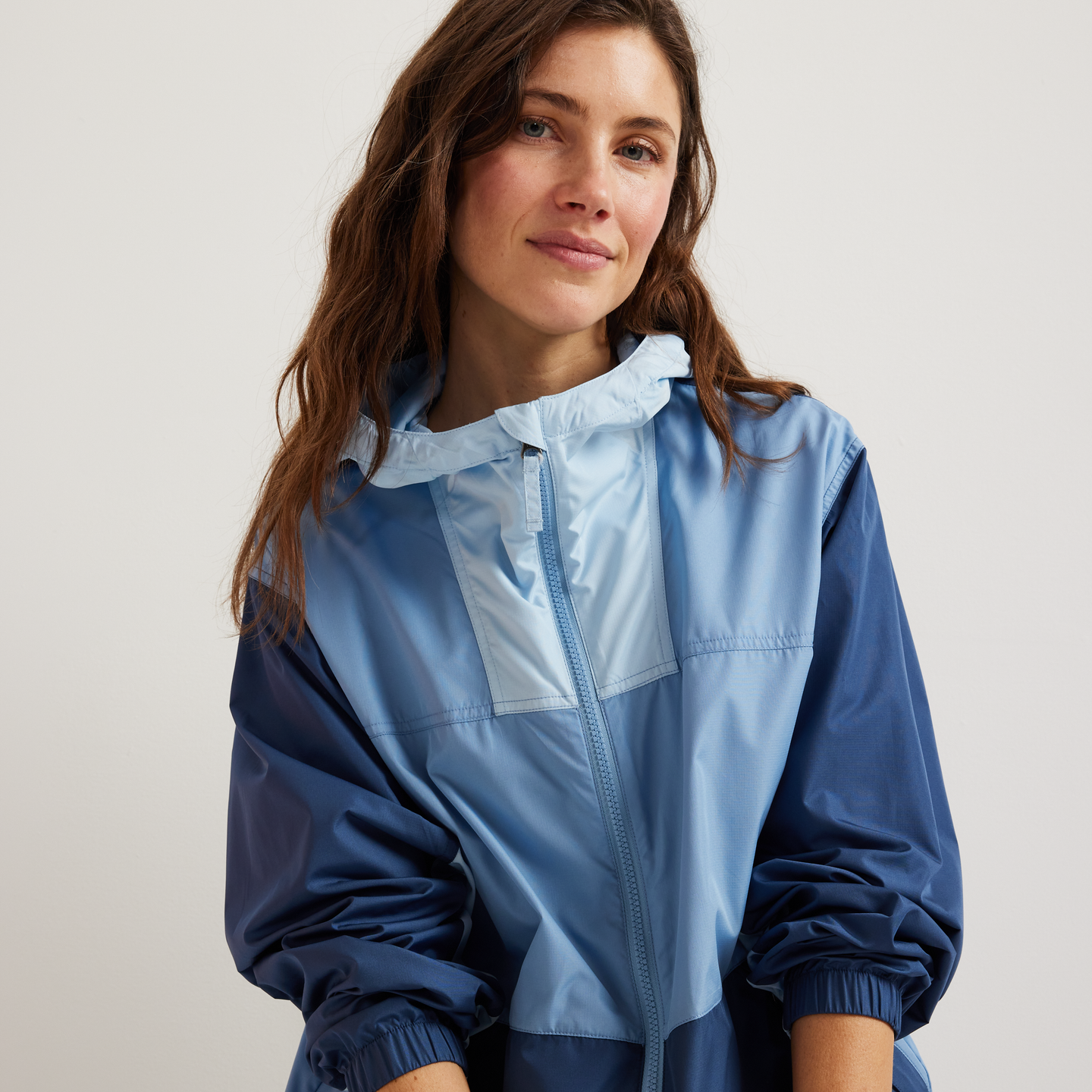 Women's Momentum Windproof Hoodie-Blue Fog-Regular-T3