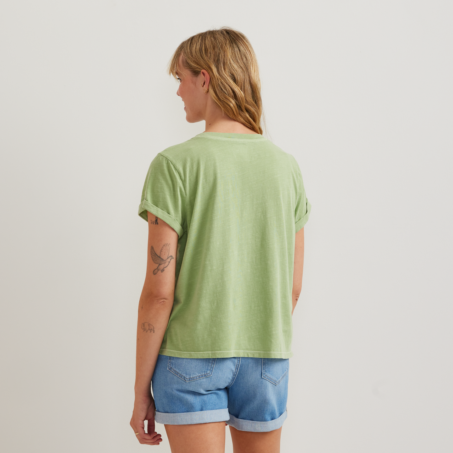 Women's Sunwashed V-Neck T-Shirt-Leaf-Regular-F1