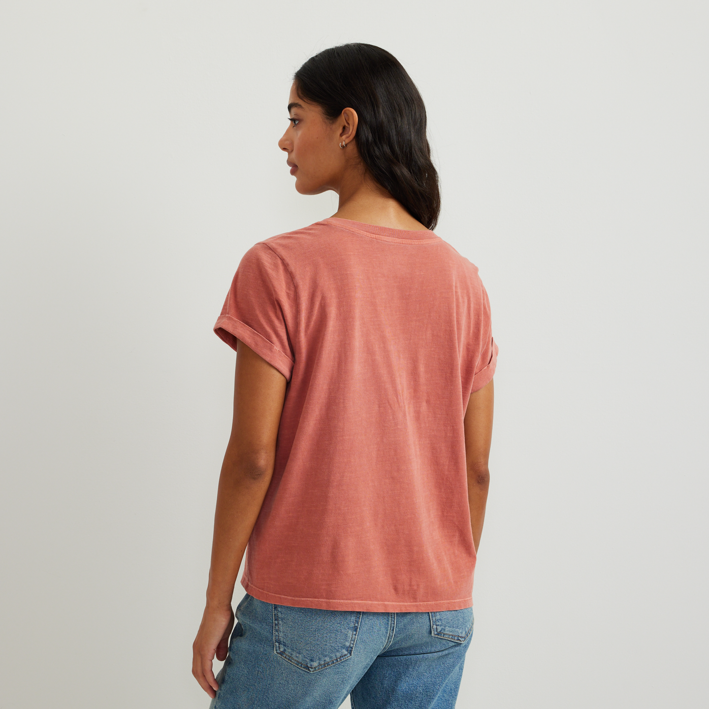 Women's Sunwashed V-Neck T-Shirt-Mineral Red-Regular-F1