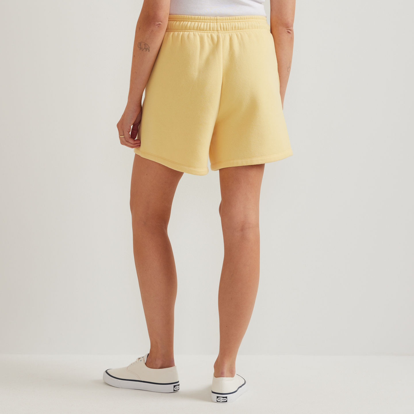 Women's The Vintage Soft Short-Yellow-Regular-F1