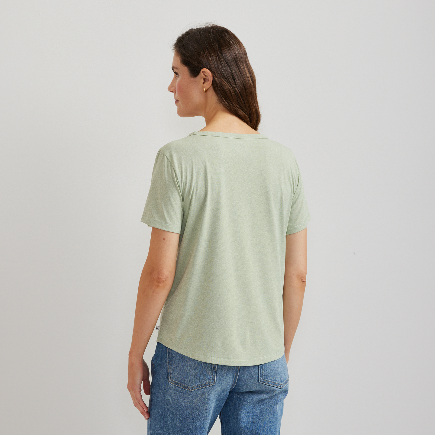 Women's Trek Light Hike Short-Sleeve V-Neck T-Shirt-Honeydew-Regular-F1