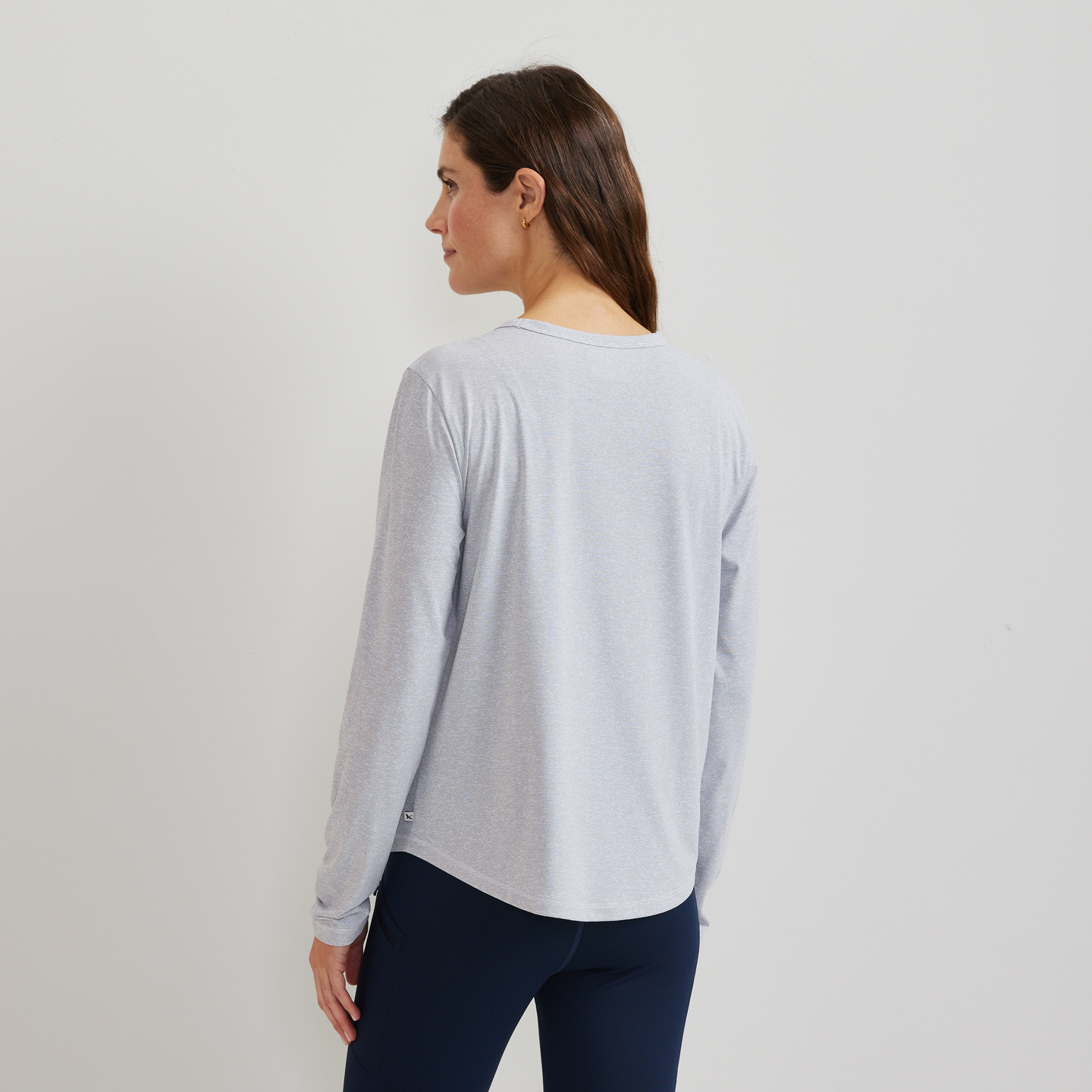 Women's Trek Light Hike Long-Sleeve Crewneck T-Shirt-Slate-Regular-F1