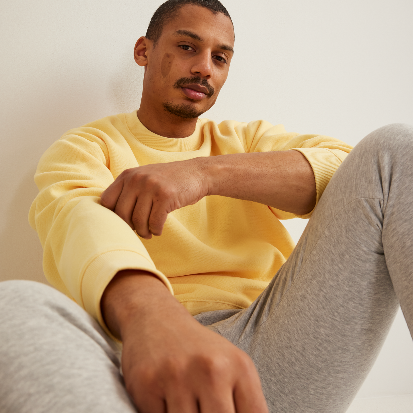 Men's Vintage Soft Crew Sweatshirt-Yellow-Regular-Q3