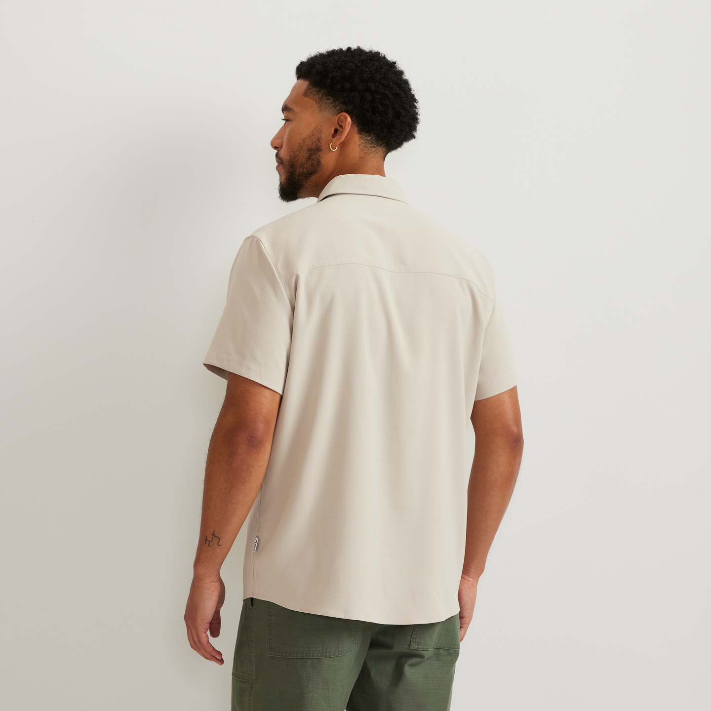 Men's SS Destination Shirt-Solid-Pumice-Regular-F1