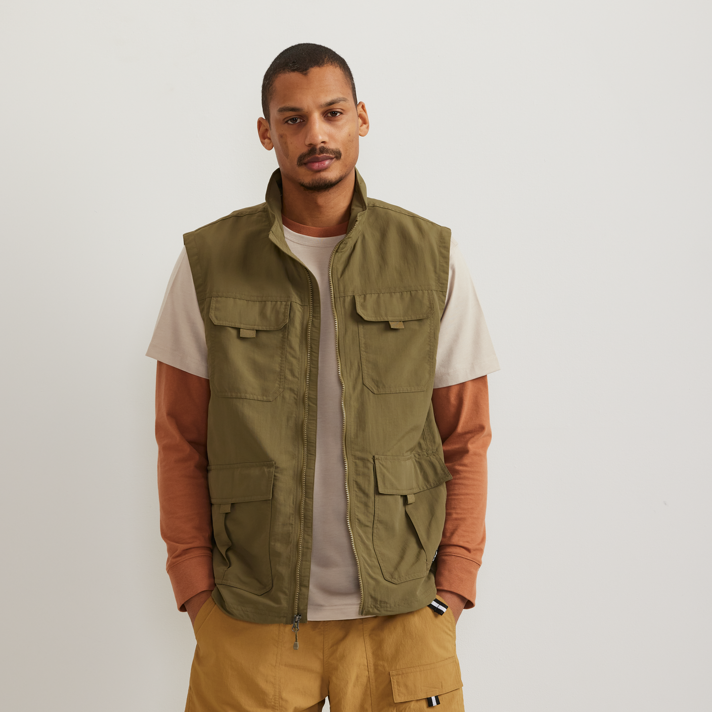 Men's Adventurer Hiking Vest-Alder-Regular-C1