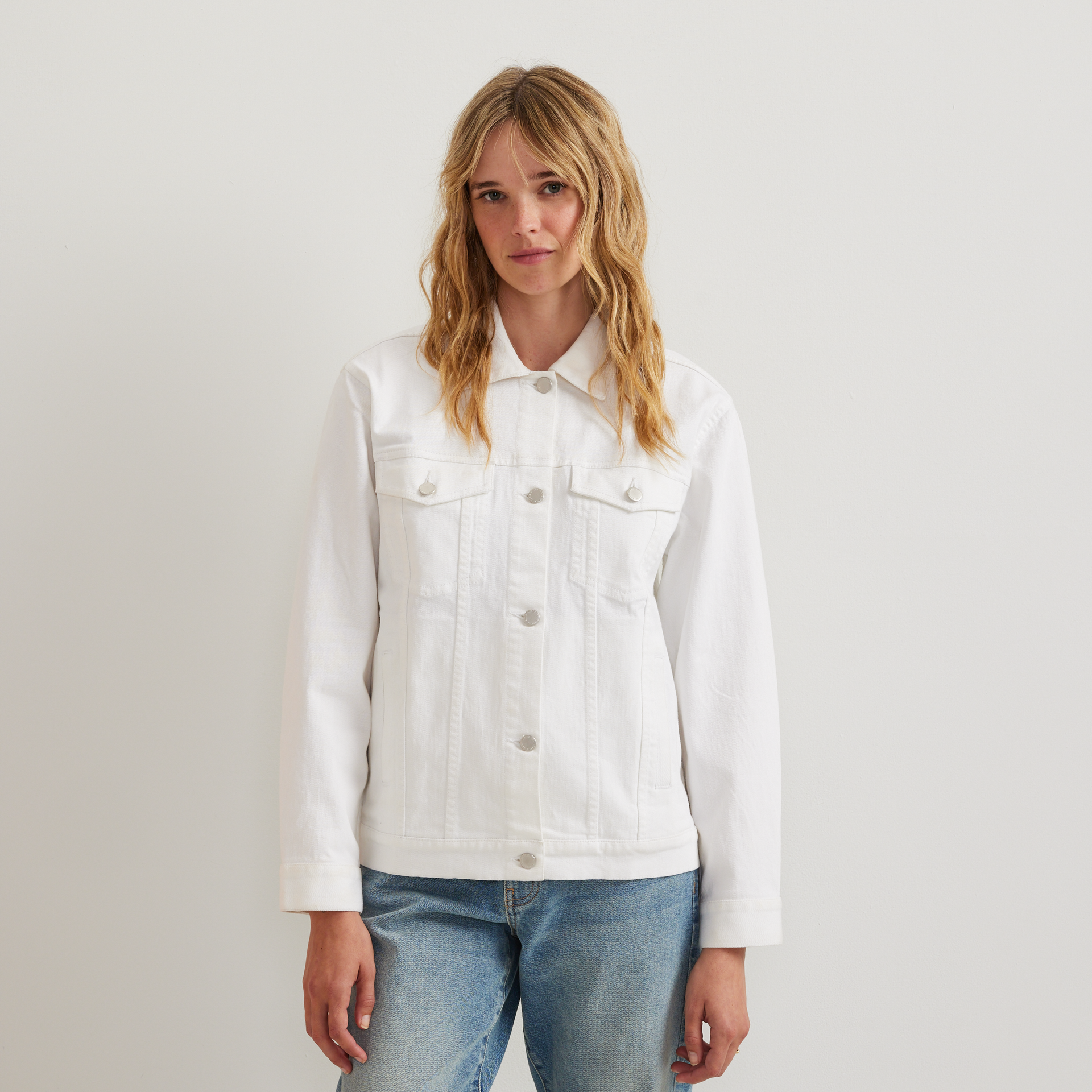 Eddie Bauer Women's Authentic Denim Jacket Eddie Bauer Women's Authentic Denim Jacket