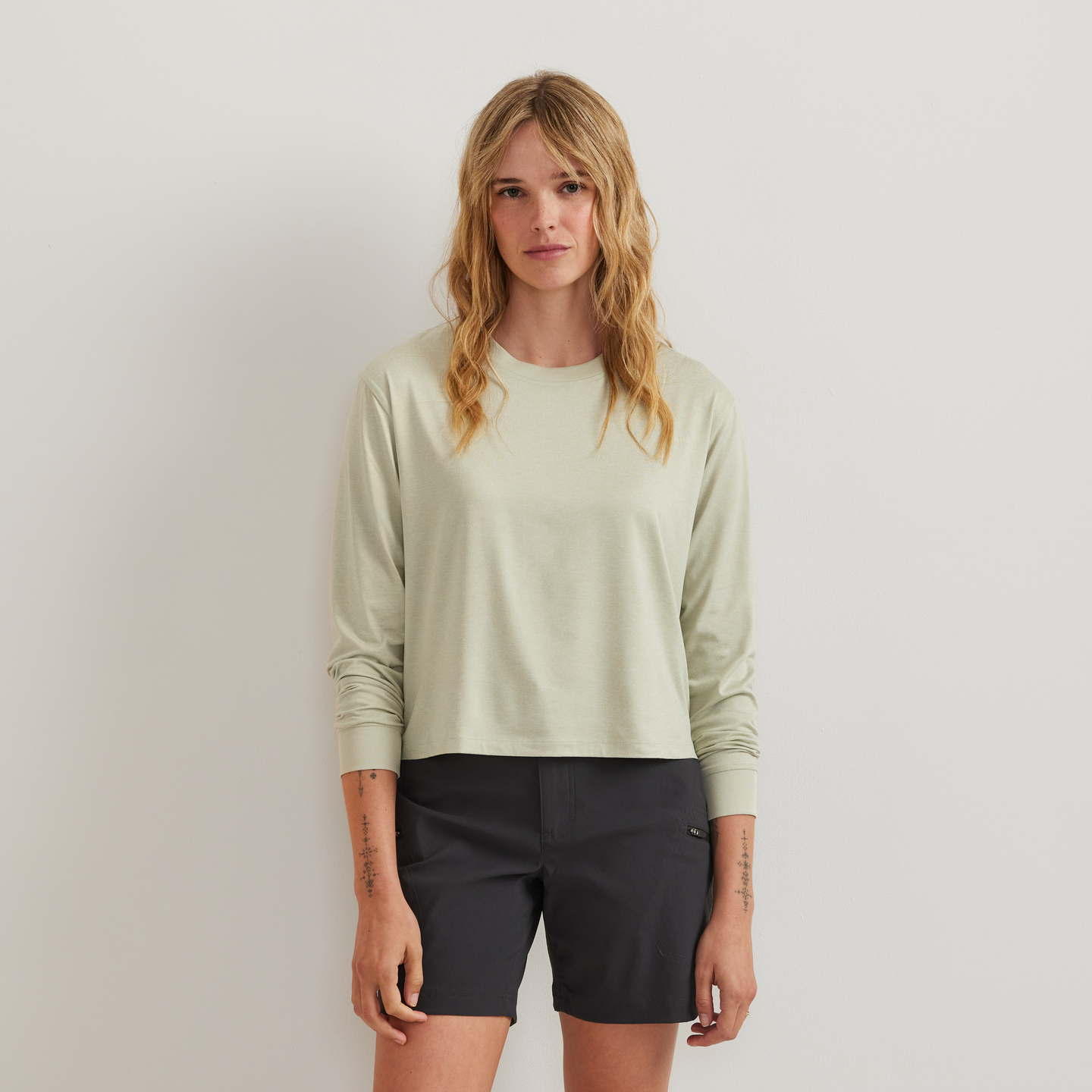 Women's Surreal Travel Long-Sleeve Shirt-Honeydew-Regular-C1