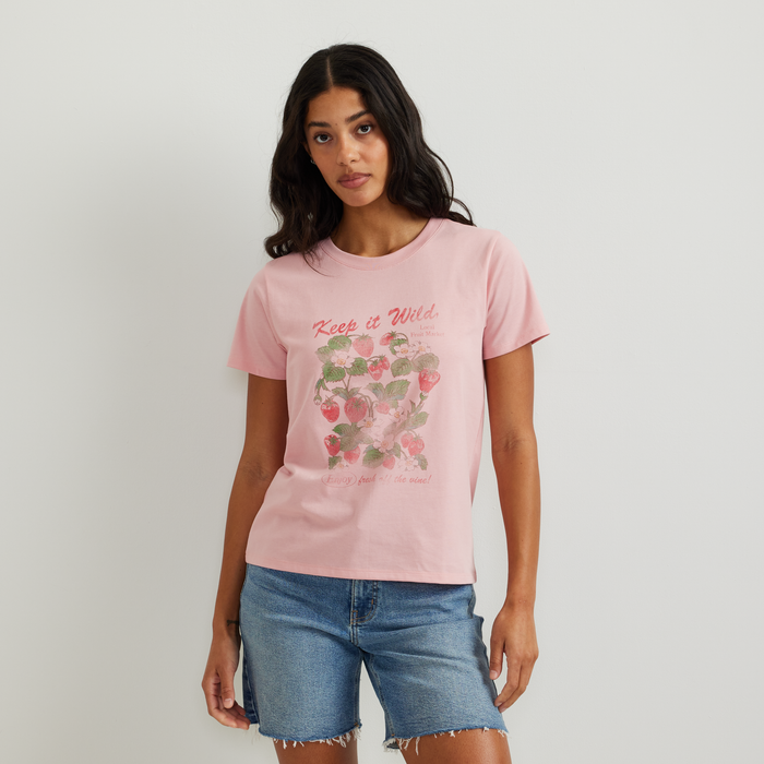 Women's Graphic T-Shirt - Berry