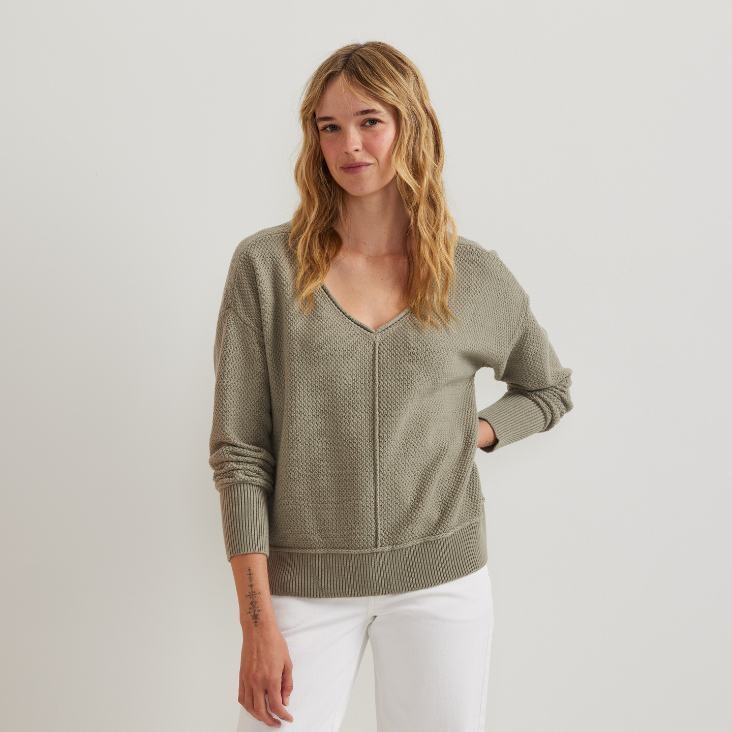 Eddie Bauer Women's V-Neck Sweater Eddie Bauer Women's V-Neck Sweater
