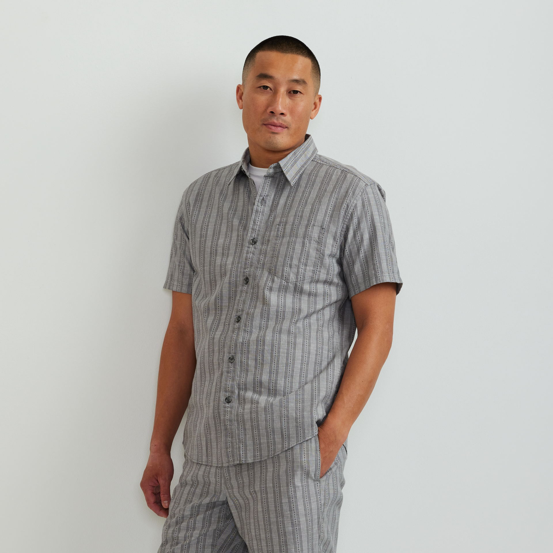 ensou. Charming man shirt レオパード サイズL Eddie Bauer Men's SS Camano Shirt