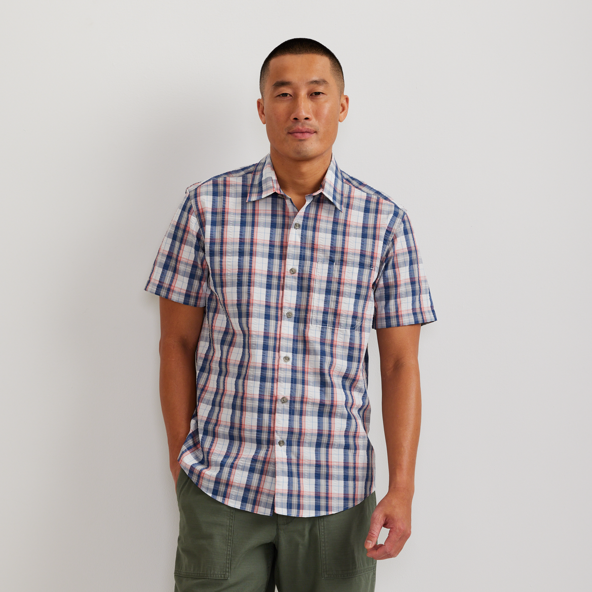 Eddie Bauer Men's SS Pack It Seersucker 3.0