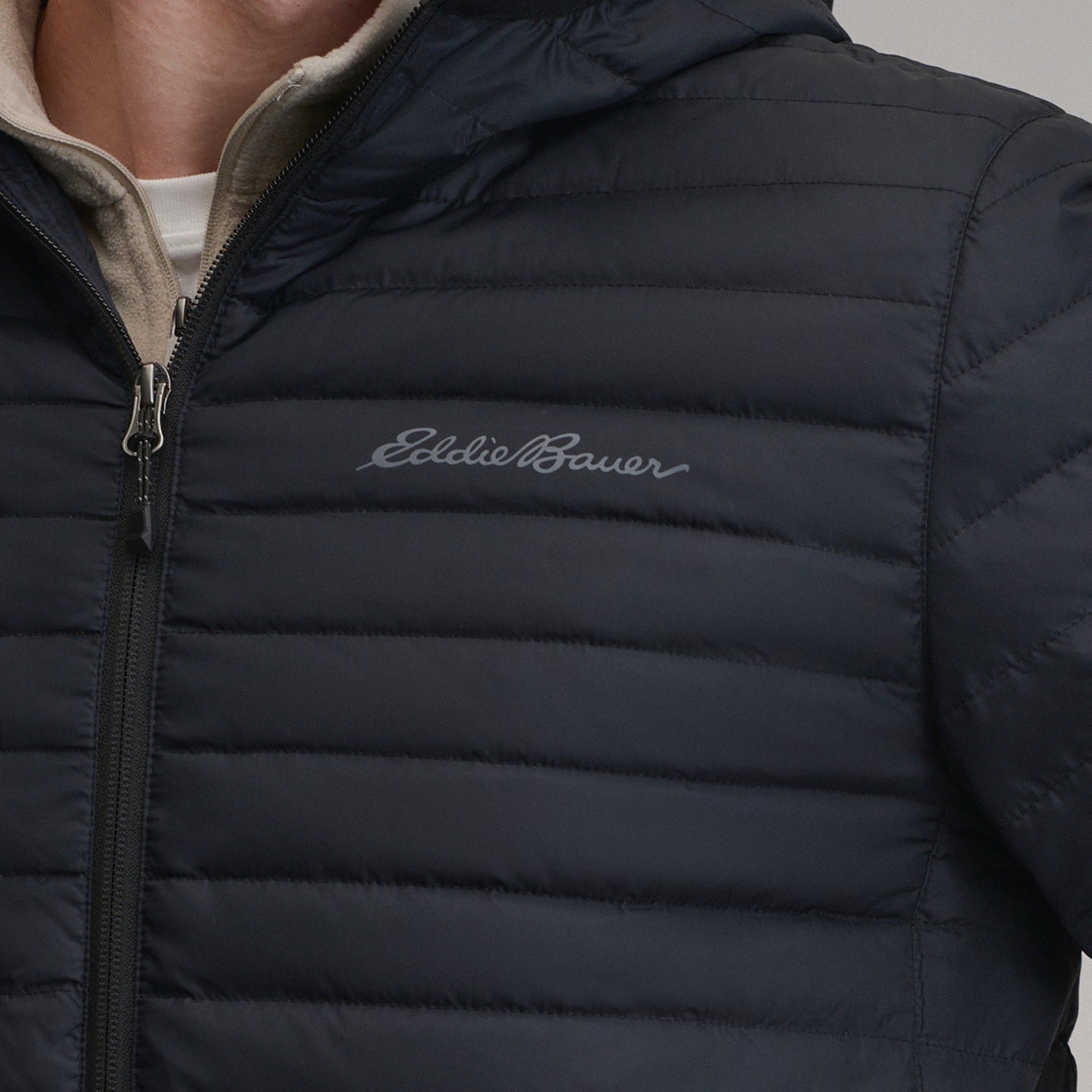 Jacket Microlight Hooded-Black-3