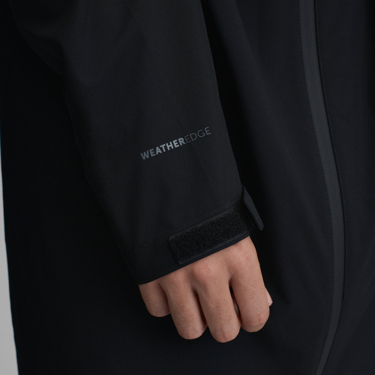 Oscillate 3L Trench-Black-4