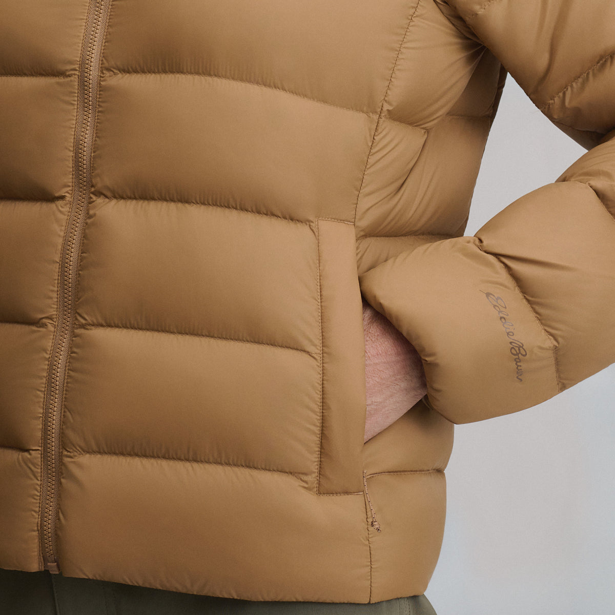 Hoodie Cirruslite Down-Camel-9