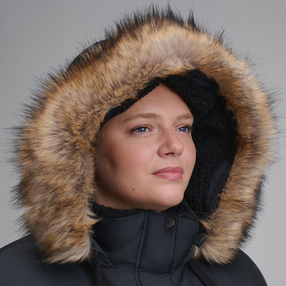 Lodge Cascadian Down Parka-Black-17