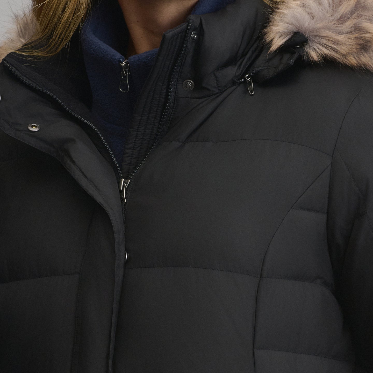 Women's Lodge Down Duffle Jacket-Black-8