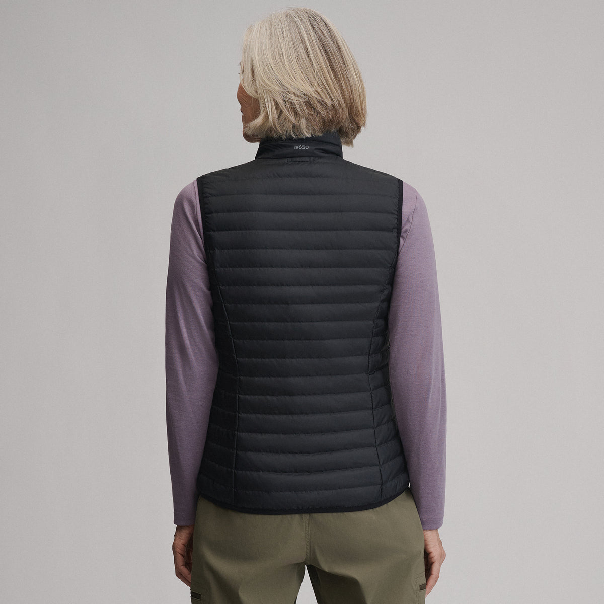 Women's Microlight Down Vest-Onyx-2
