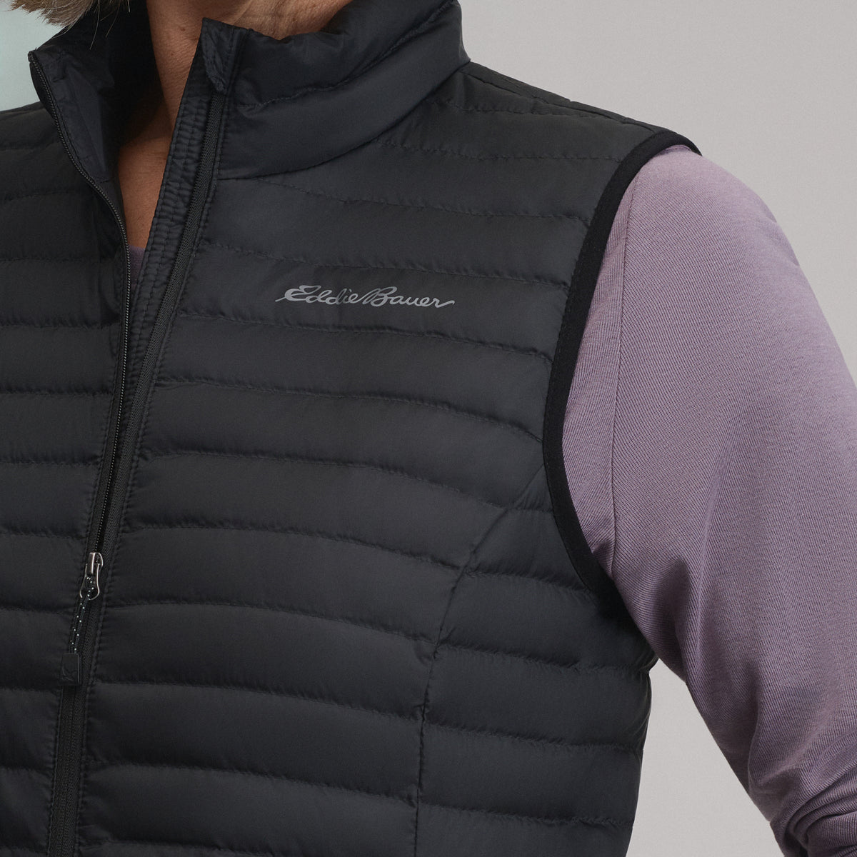 Women's Microlight Down Vest-Onyx-3