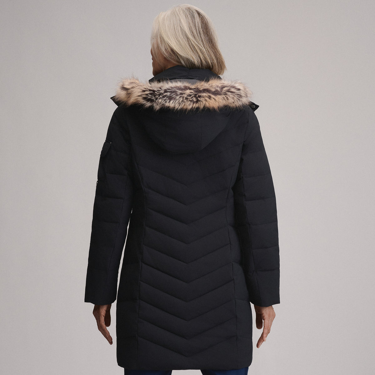 Women's Sun Valley Down Parka-Black-8