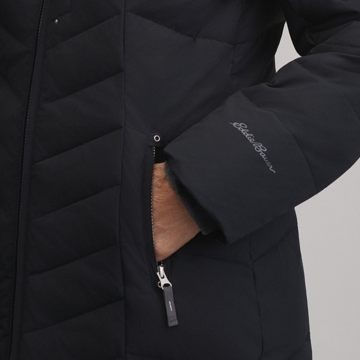 Women's Sun Valley Down Parka-Black-11