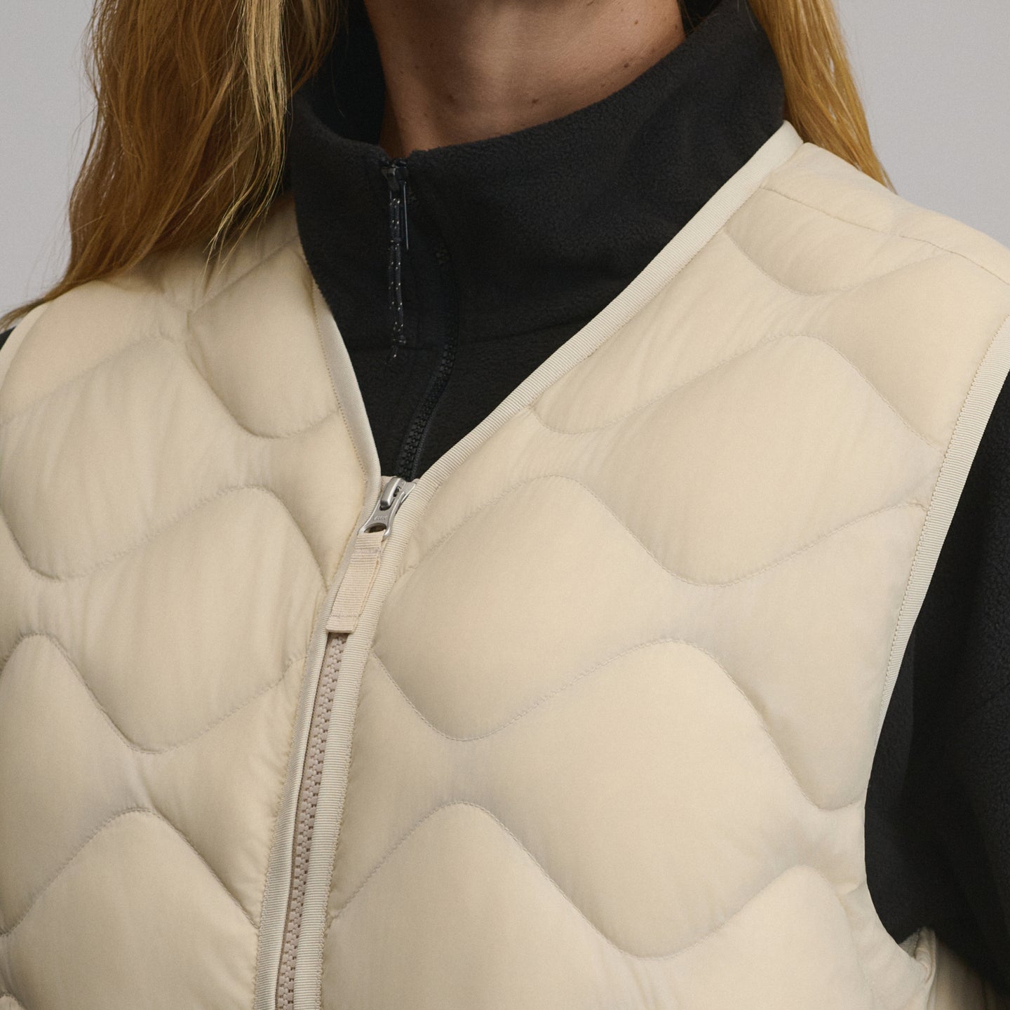 Women's Shaw Long Down Vest-Jute-11