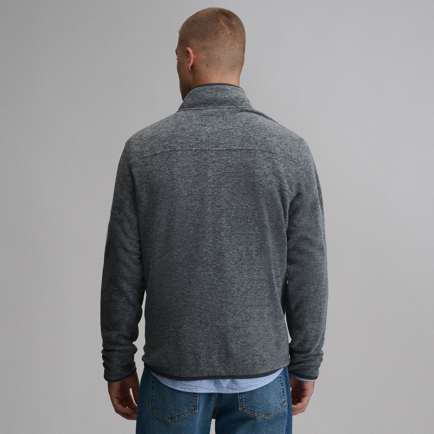 Chutes Snap Mock-Charcoal Heather-2
