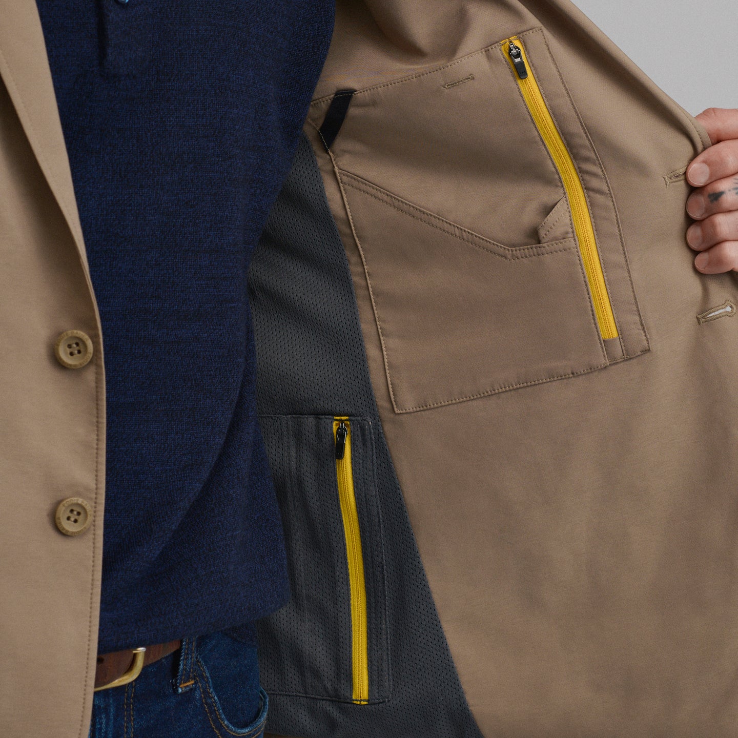 Men's Ultimate Voyager Travel Blazer-Dk Khaki-18