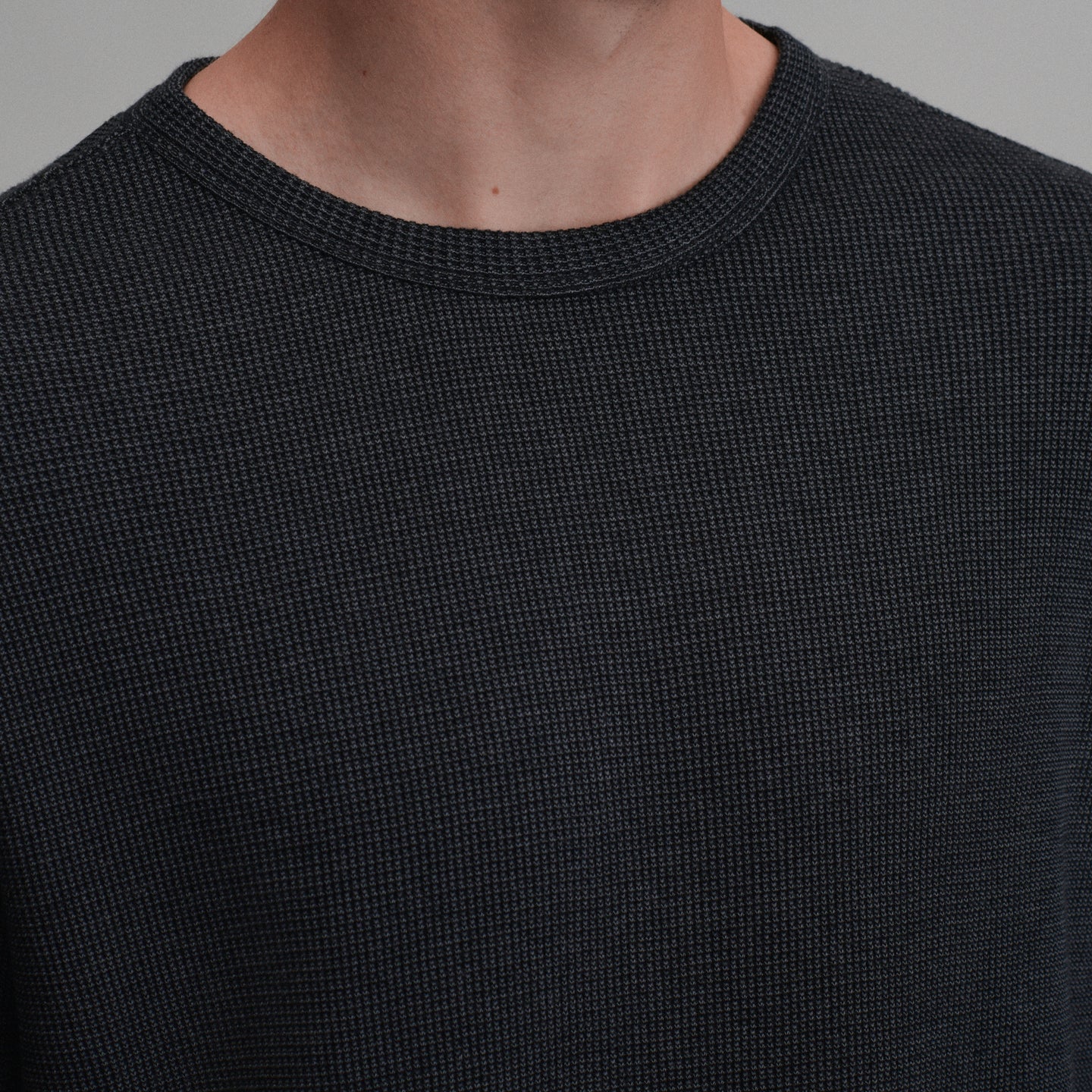 Plaited Waffle Thermal Crew-Black-3