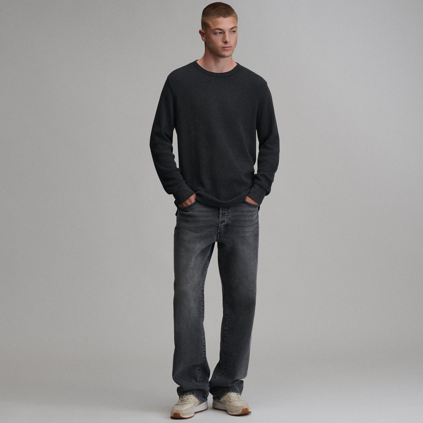 Plaited Waffle Thermal Crew-Black-4