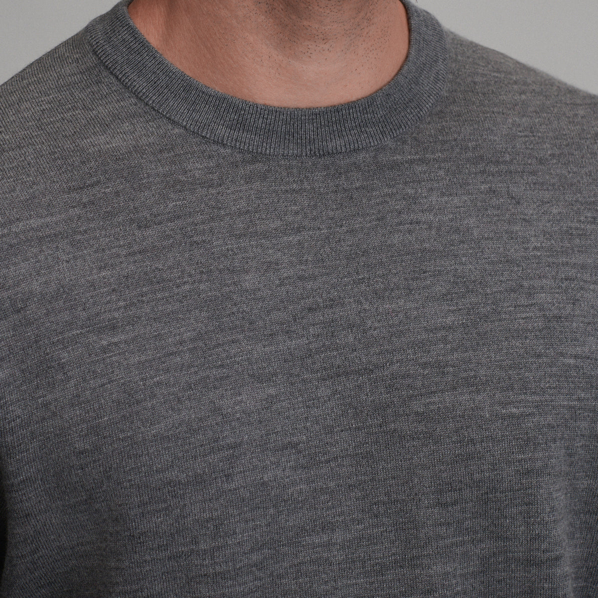 Signature Merino Crew-Htrgry-11