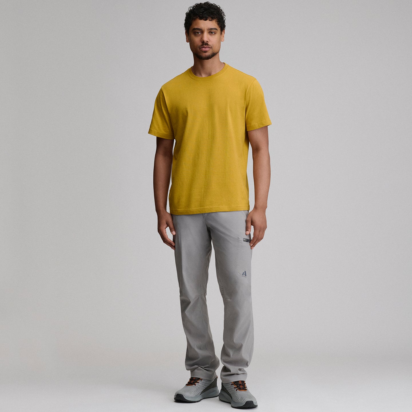 Men's Legend Wash 100% Cotton Short-Sleeve Classic T-Shirt-Golden Oak-4