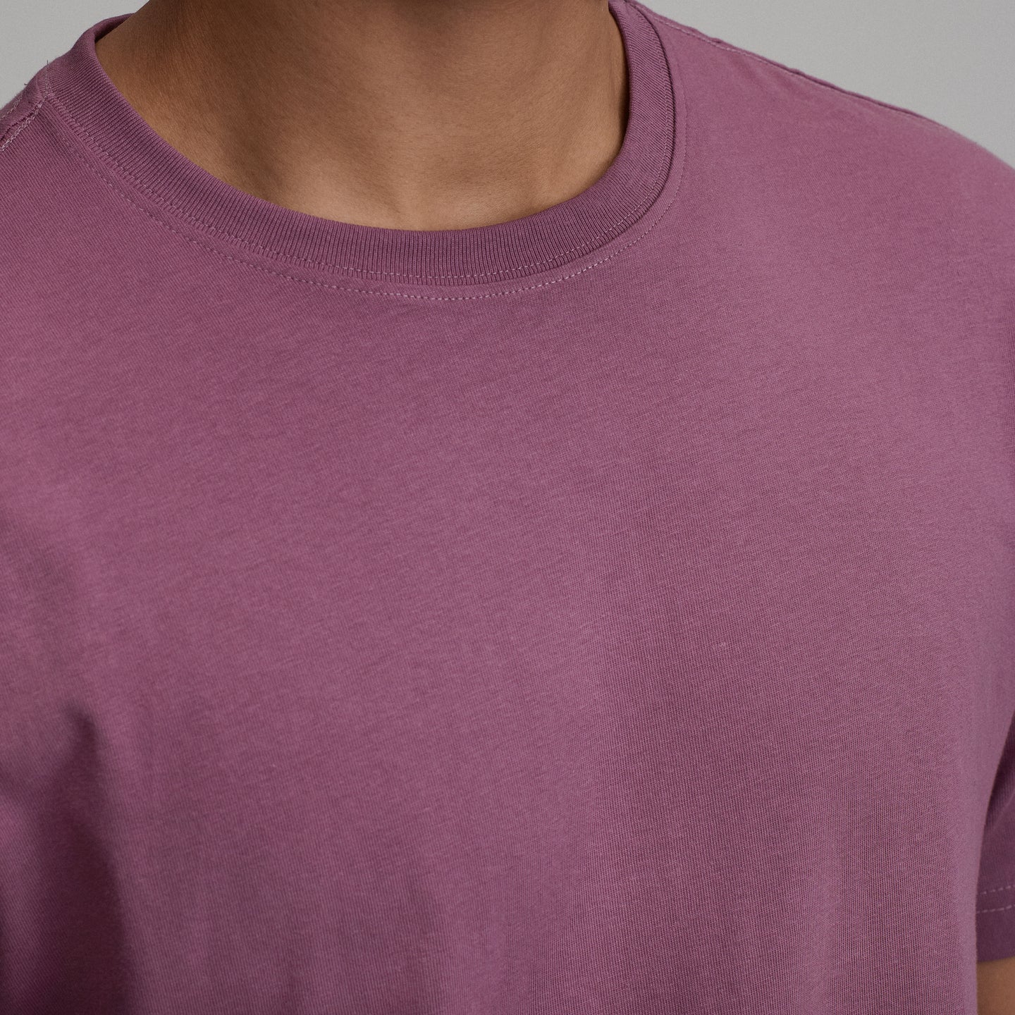 Men's Legend Wash 100% Cotton Short-Sleeve Classic T-Shirt-Deep Wisteria-23