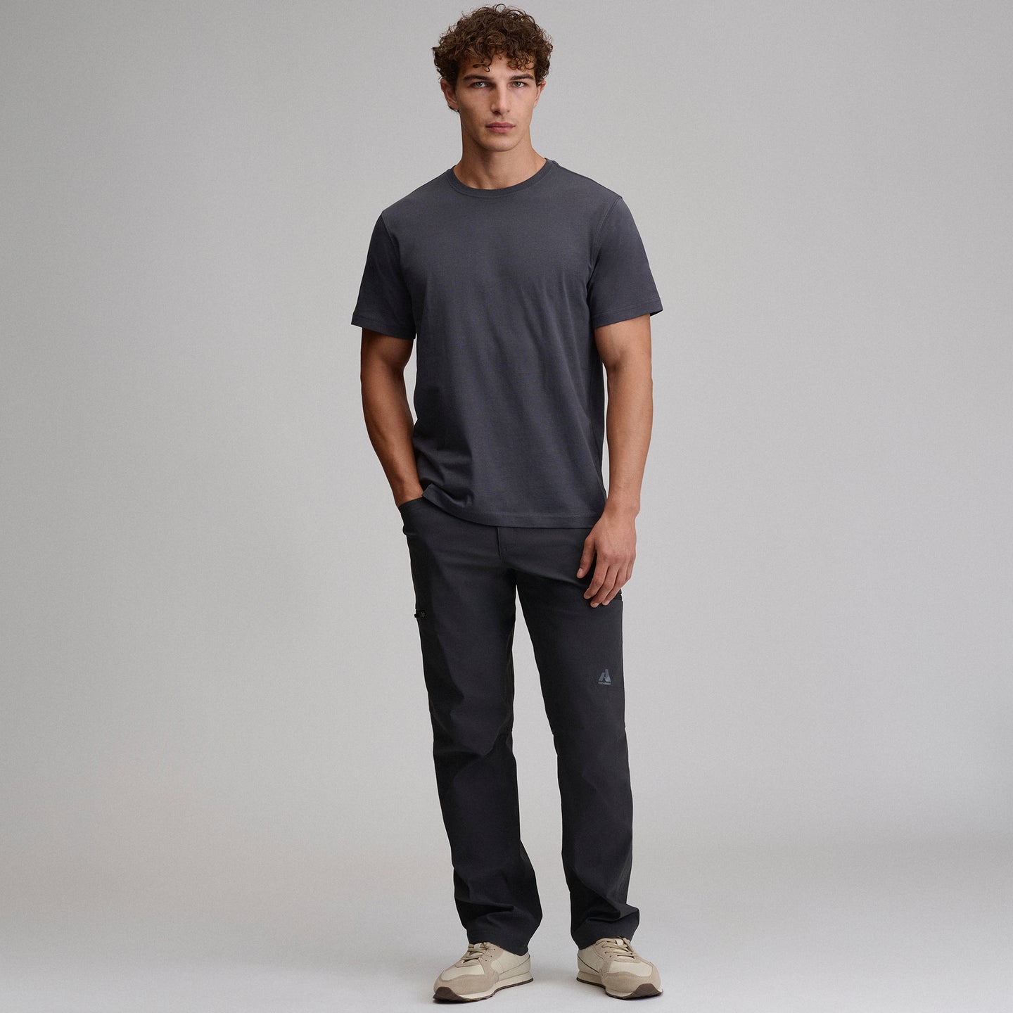 Men's Legend Wash 100% Cotton Short-Sleeve Classic T-Shirt-Midnight Navy-36