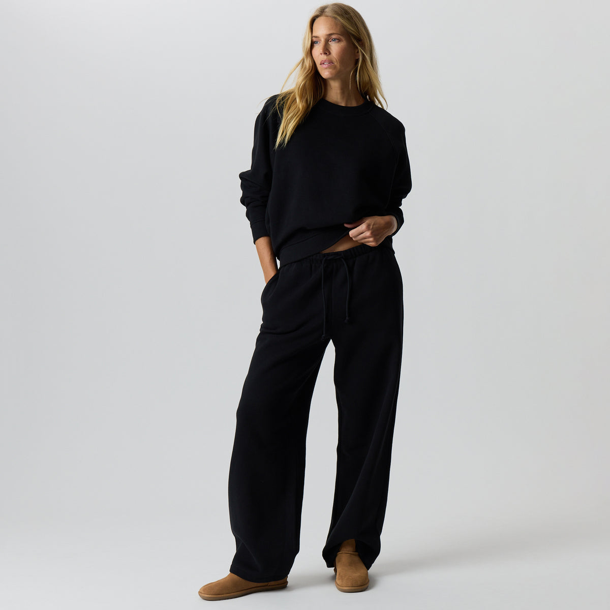 Women's Vintage Soft Crew Sweatshirt-Black-5