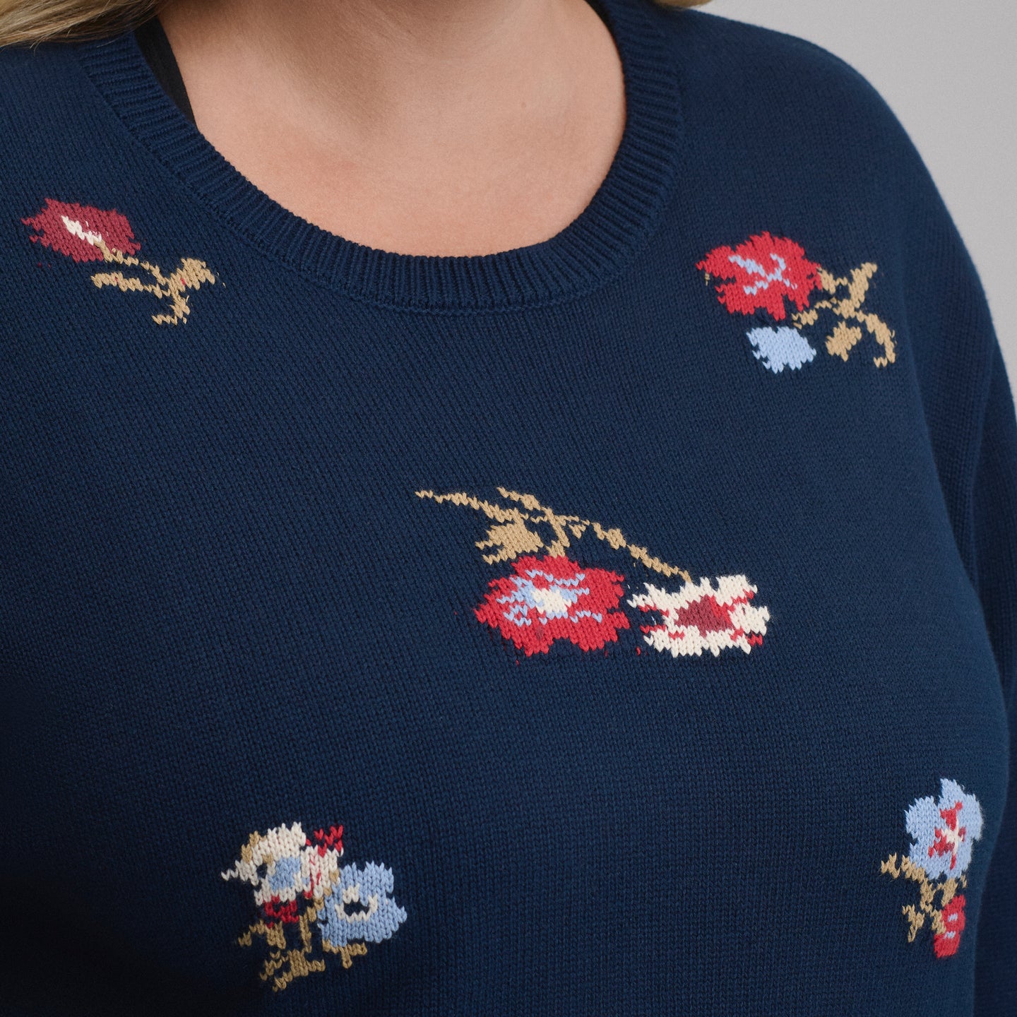 Women's Floral Crewneck Sweater-Navy-3