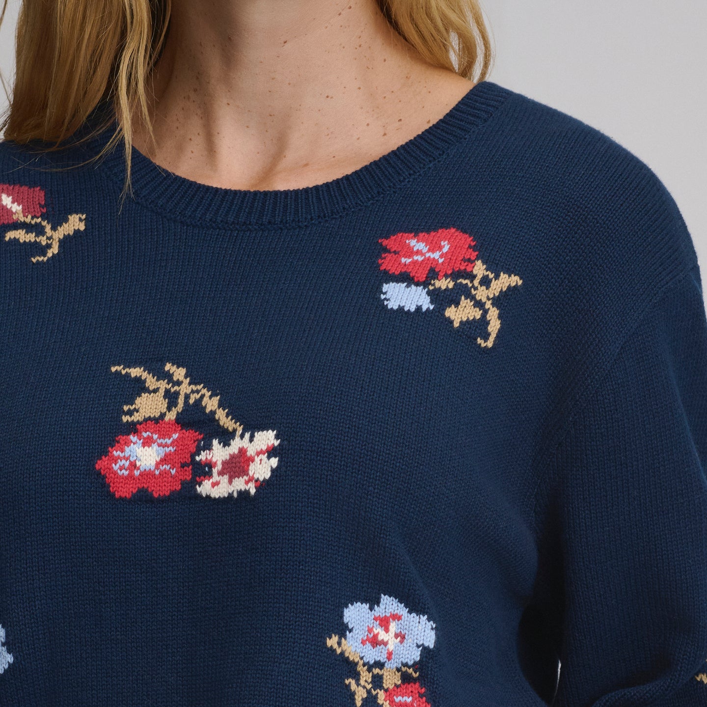 Floral Crewneck Sweater-Navy-3
