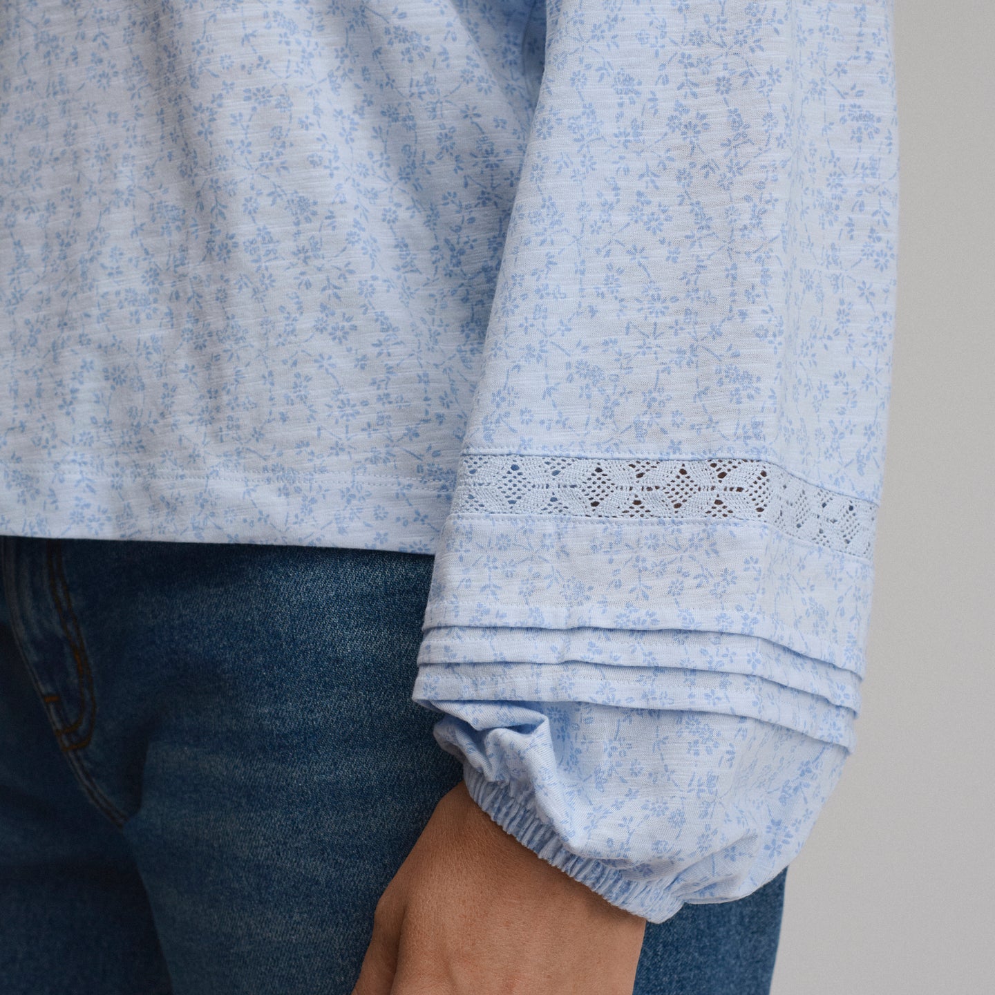 LS Fem Knit Top-Ice-3