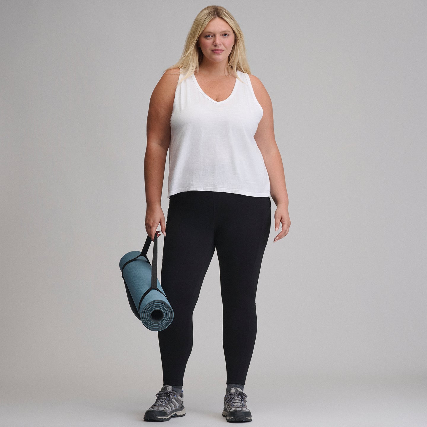 Women's Crossover Winter Trail Adventure High-Rise Leggings-Black-4