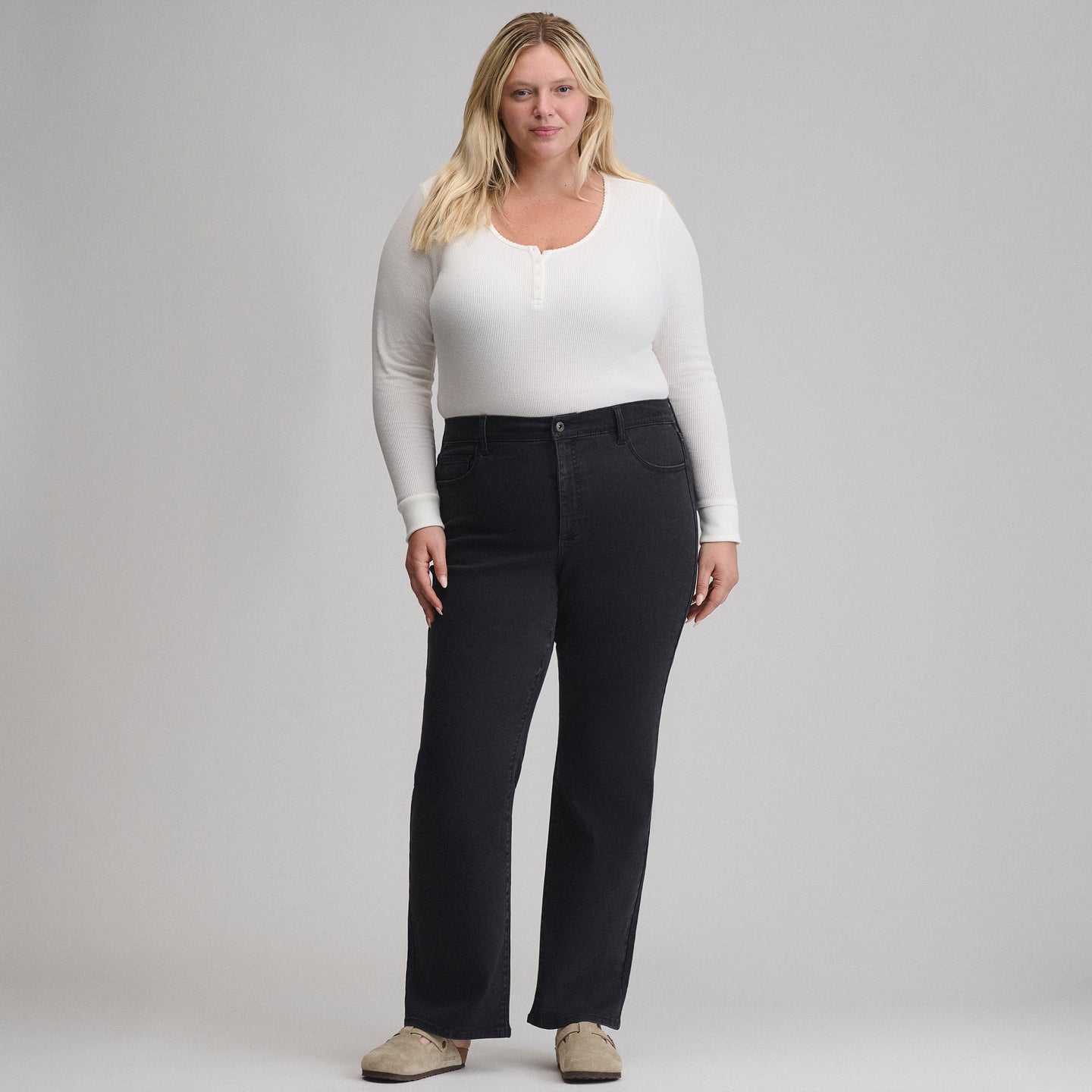 Women's Venture Stretch High-Rise Bootcut Jeans-Black-4