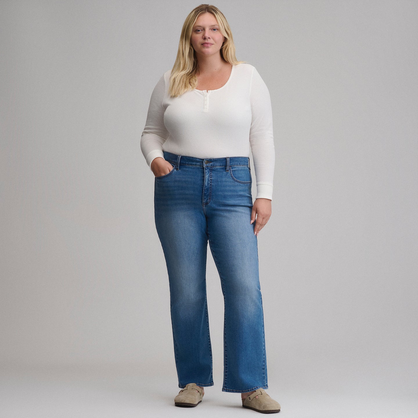 Women's Venture Stretch High-Rise Bootcut Jeans-Misty Blue-12