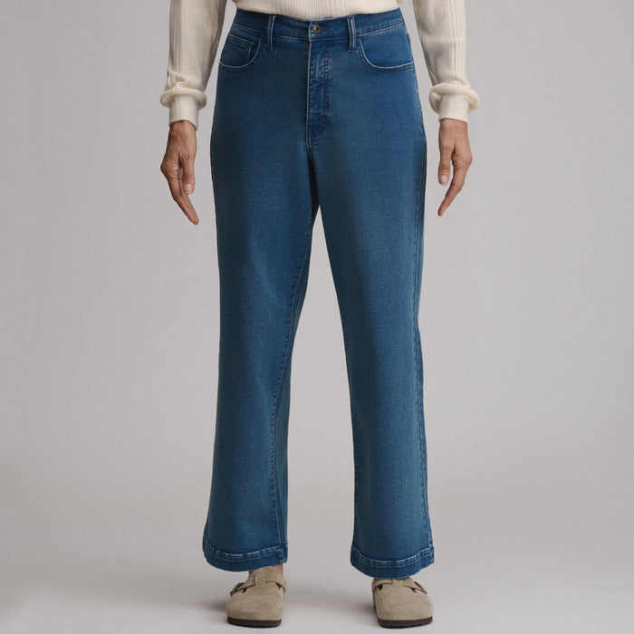 Women's High Waisted Wide-Leg Jean