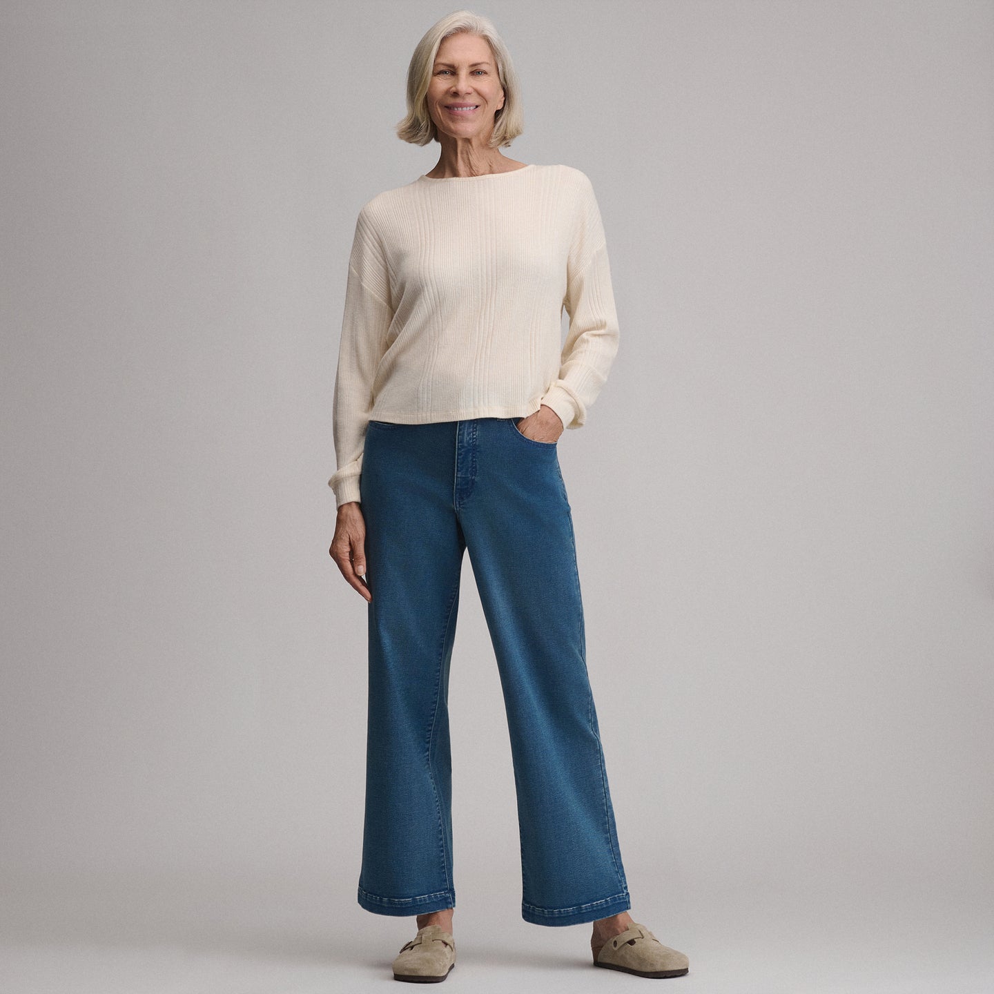 Women's High Waisted Wide-Leg Jean-Medium Denim-4