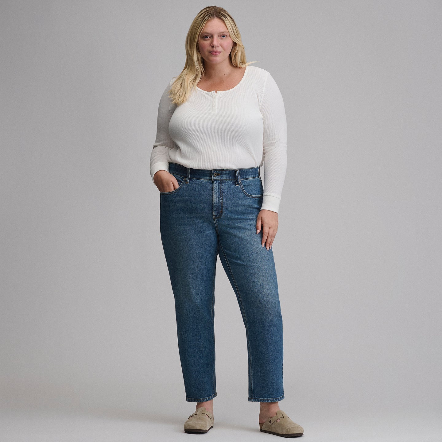 Women's Iconic Perfect Straight Jean-Indigo Blue-4