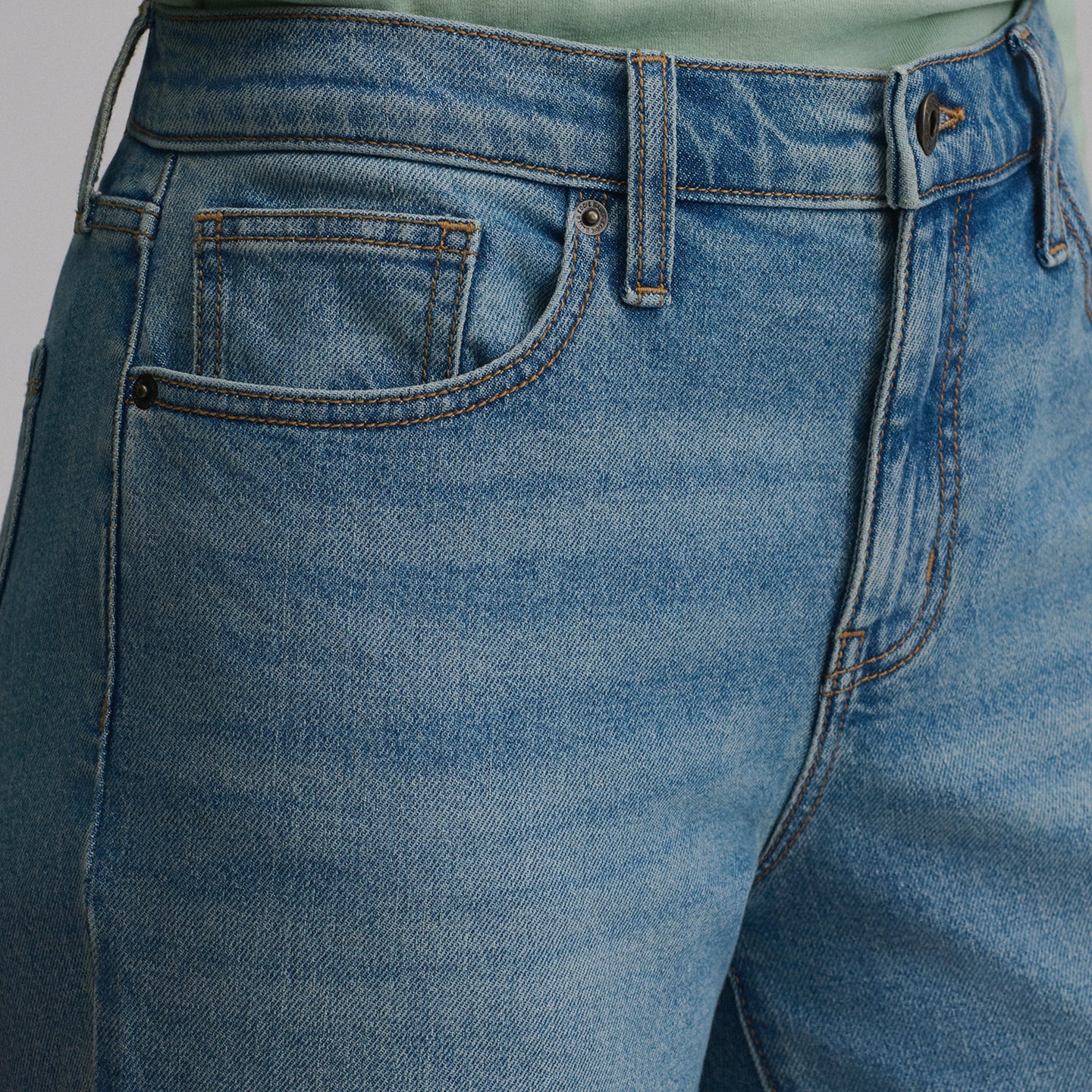 Women's Iconic Perfect Straight Jean