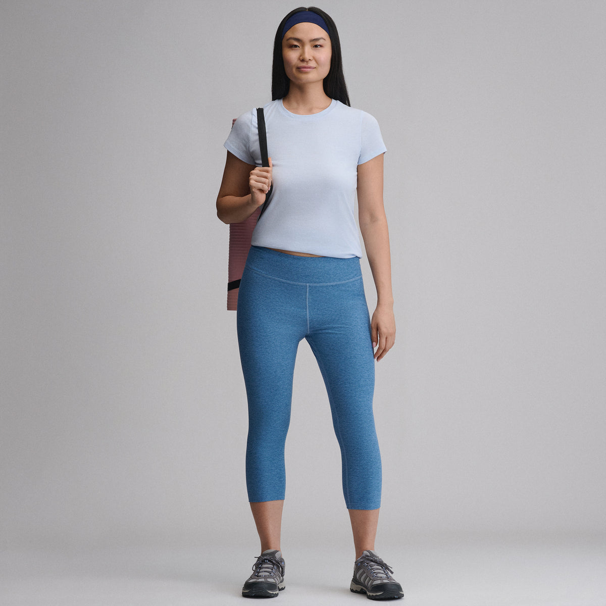 Women's Train Ascent 2.0 High-Rise Capri Leggings-Cascade-3