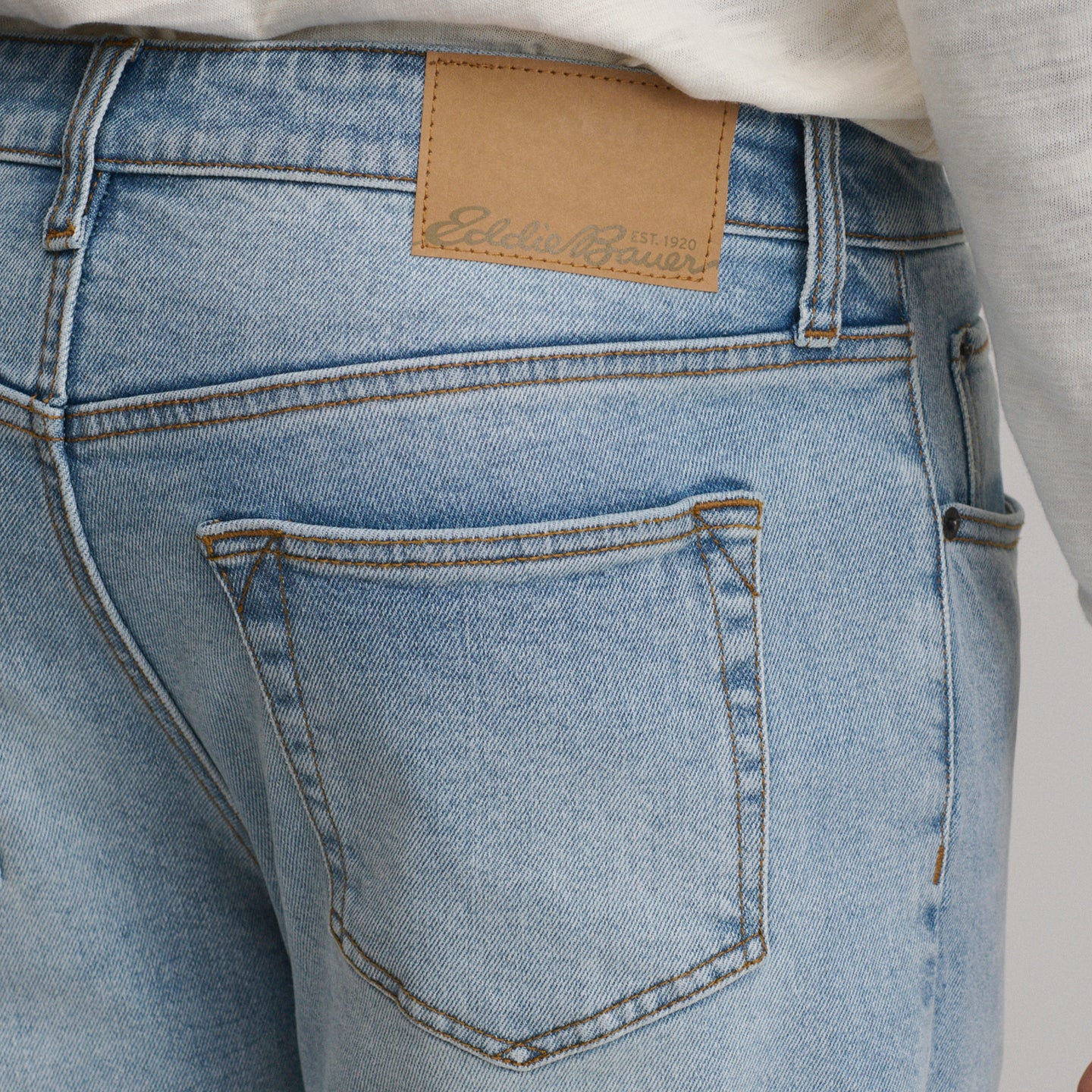 Eddies Flex Jean - Relaxed-Light Chambray 1-11