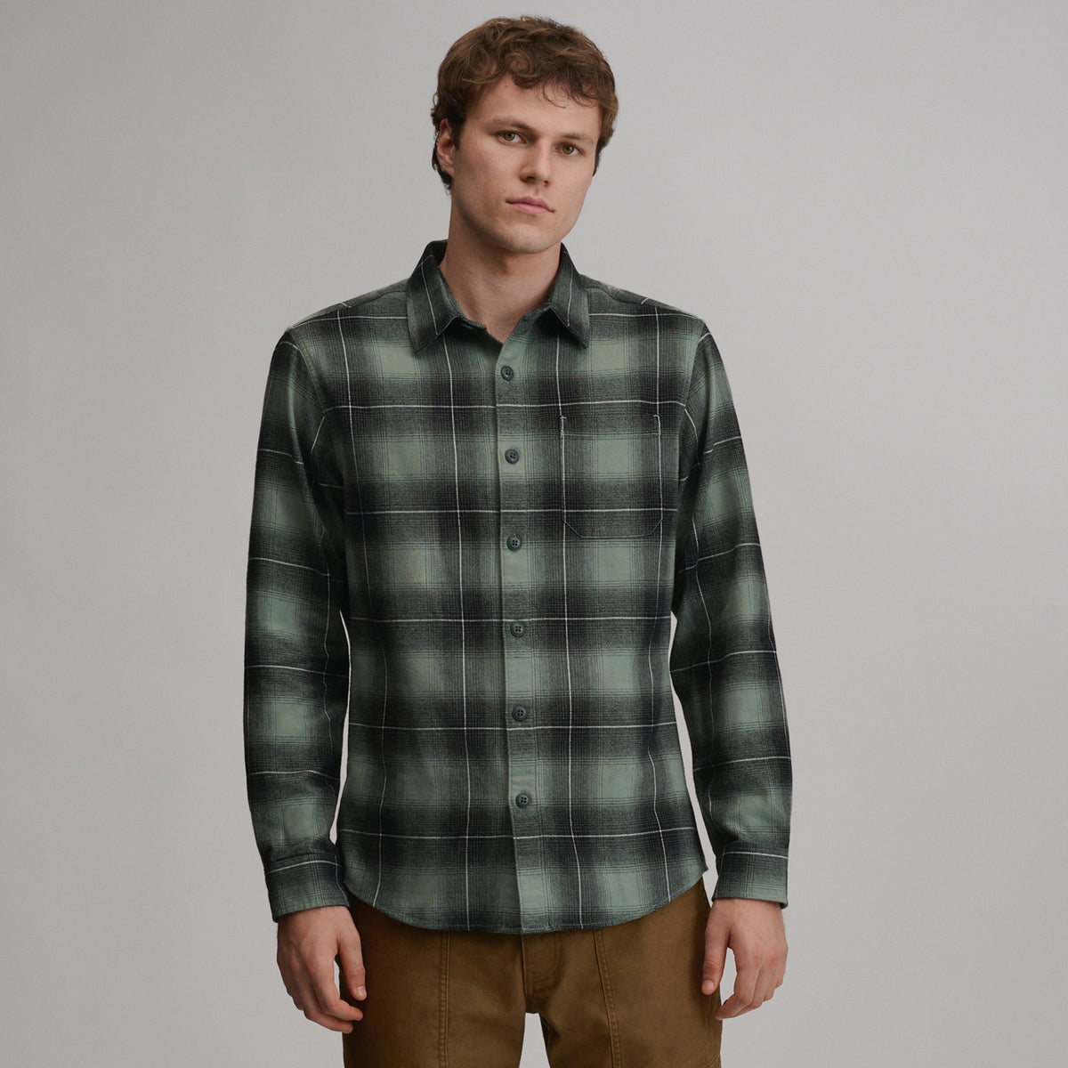 LS Eddie Bauers Favorite Flannel -Classic-Dark Sage-37