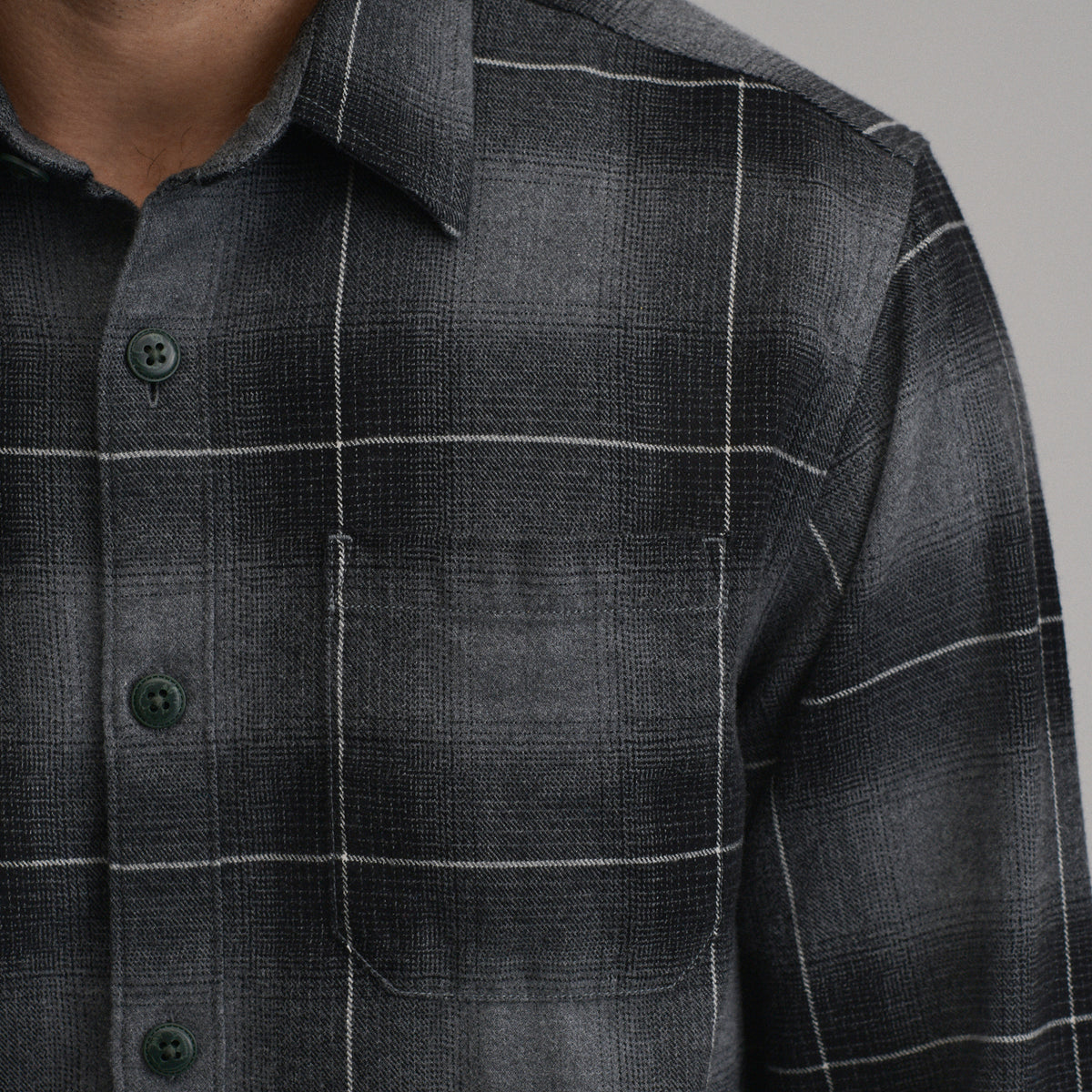LS Eddie Bauers Favorite Flannel -Classic-Gray-47